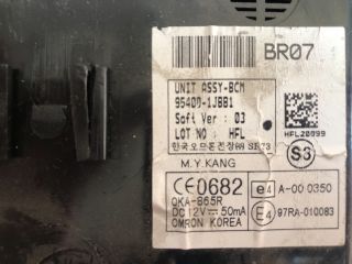 bontott HYUNDAI i20 Motorvezérlő