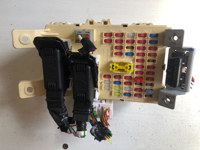 bontott HYUNDAI i20 Motorvezérlő