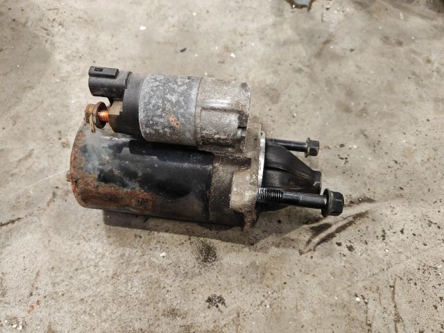 bontott HYUNDAI i20 Önindító