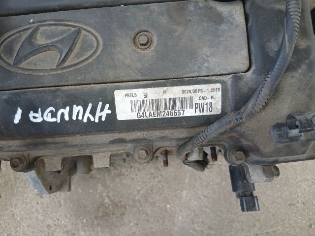 bontott HYUNDAI i20 Szívósor