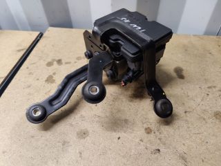 bontott HYUNDAI i20 ABS Kocka