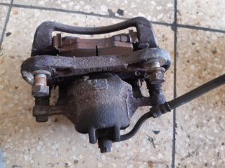 bontott HYUNDAI i20 Bal első Féknyereg Munkahengerrel