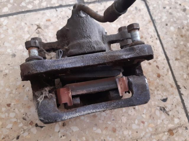 bontott HYUNDAI i20 Bal hátsó Féknyereg Munkahengerrel