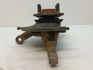 bontott HYUNDAI i20 Bal első Csonkállvány Kerékaggyal