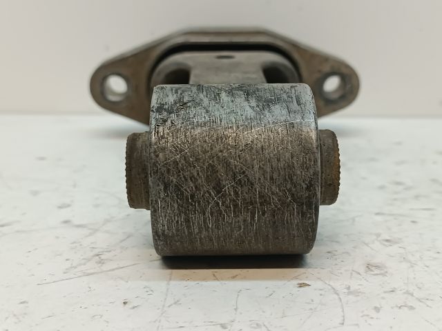 bontott HYUNDAI i20 Billenésgátló Bak