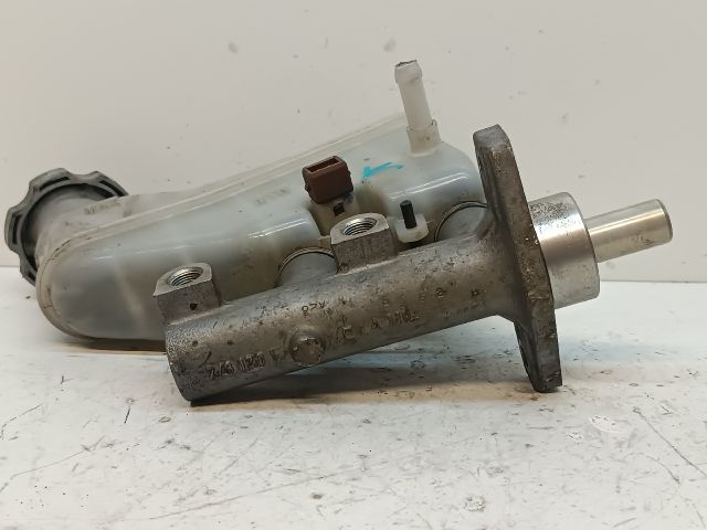 bontott HYUNDAI i20 Főfékhenger