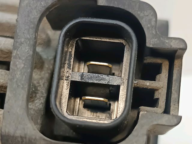 bontott HYUNDAI i20 Generátor