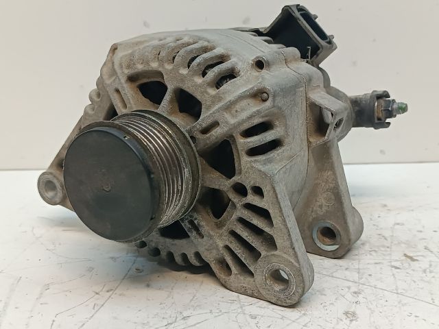 bontott HYUNDAI i20 Generátor