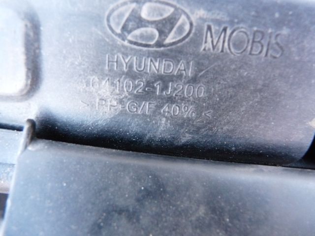 bontott HYUNDAI i20 Komplett Homlokfal (Részeivel)