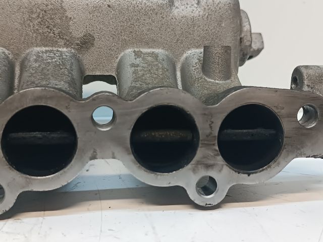 bontott HYUNDAI i20 Szívósor