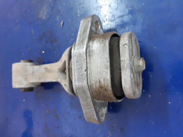 bontott HYUNDAI i20 Motor Tartó Bak (Pozíciófüggetlen)