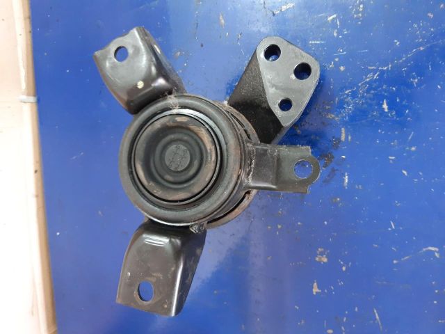 bontott HYUNDAI i20 Motor Tartó Bak (Pozíciófüggetlen)