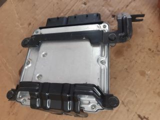 bontott HYUNDAI i20 Motorvezérlő