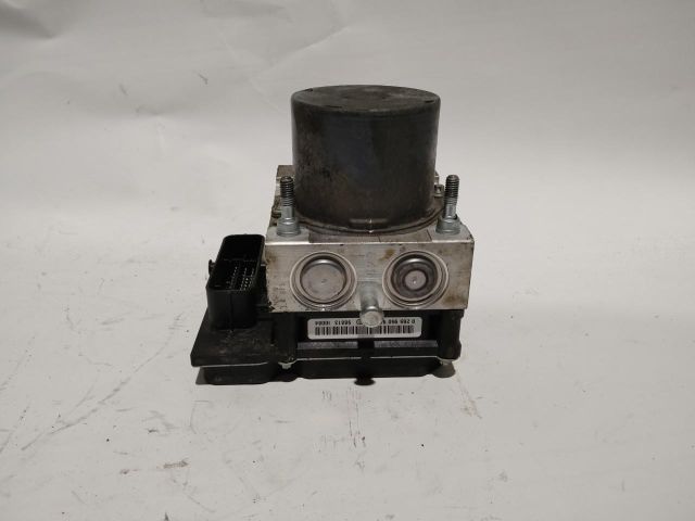 bontott HYUNDAI i20 ABS Kocka