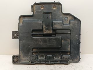 bontott HYUNDAI i20 Akkumulátor Tartó