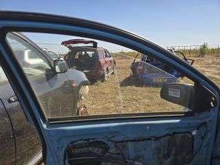 bontott HYUNDAI i20 Bal első Ablak