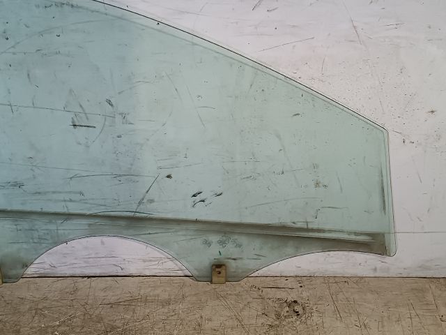 bontott HYUNDAI i20 Bal első Ablak