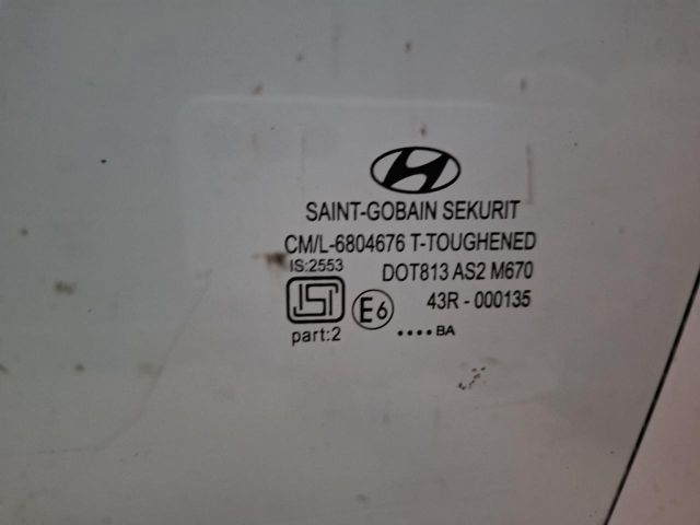 bontott HYUNDAI i20 Bal első Ablak