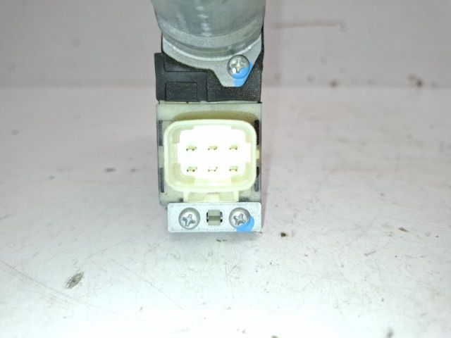 bontott HYUNDAI i20 Bal első Ablakemelő Motor