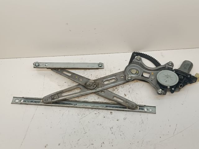 bontott HYUNDAI i20 Bal első Ablakemelő Motor