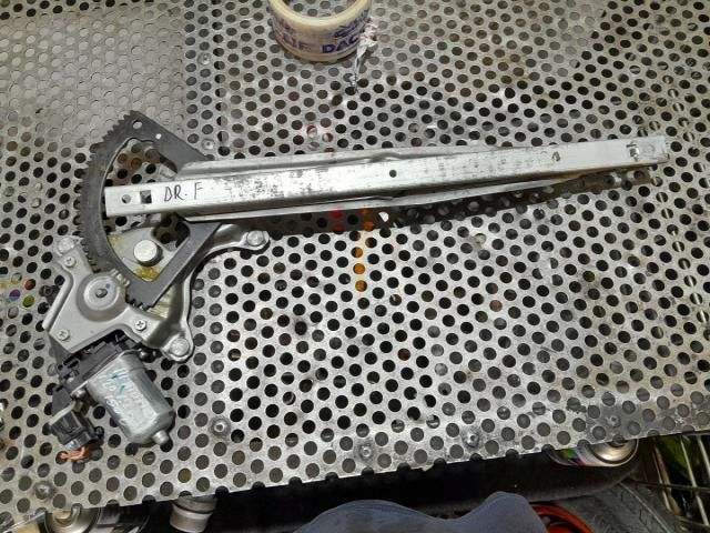 bontott HYUNDAI i20 Bal első Ablakemelő Szerkezet (Elektromos)