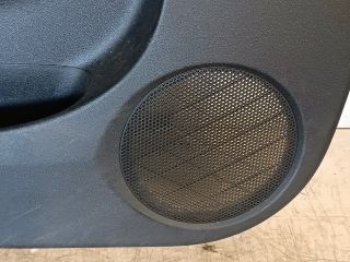 bontott HYUNDAI i20 Bal első Ajtó Kárpit