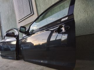 bontott HYUNDAI i20 Bal első Ajtó (Részeivel)