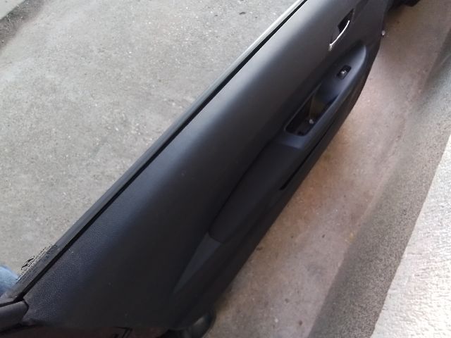 bontott HYUNDAI i20 Bal első Ajtó (Részeivel)