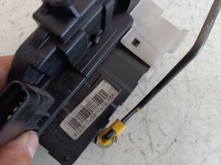 bontott HYUNDAI i20 Bal első Ajtózár