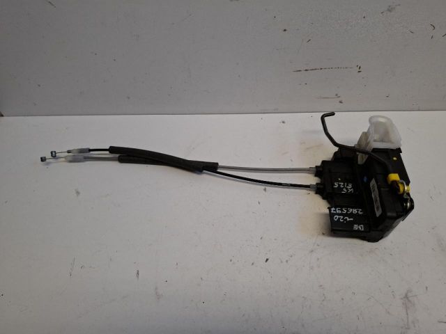 bontott HYUNDAI i20 Bal első Ajtózár