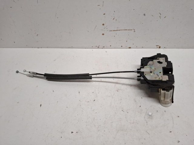 bontott HYUNDAI i20 Bal első Ajtózár