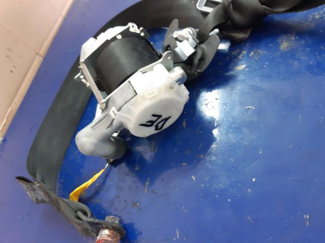 bontott HYUNDAI i20 Bal első Biztonsági Öv