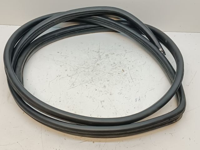 bontott HYUNDAI i20 Bal első Gumikéder