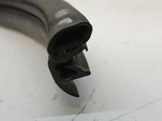 bontott HYUNDAI i20 Bal első Gumikéder