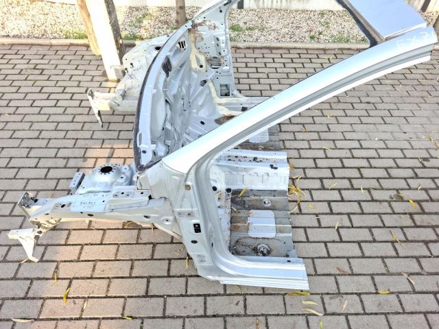 bontott HYUNDAI i20 Bal első Negyed Karosszéria Csomag