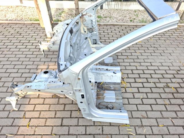 bontott HYUNDAI i20 Bal első Negyed Karosszéria Csomag