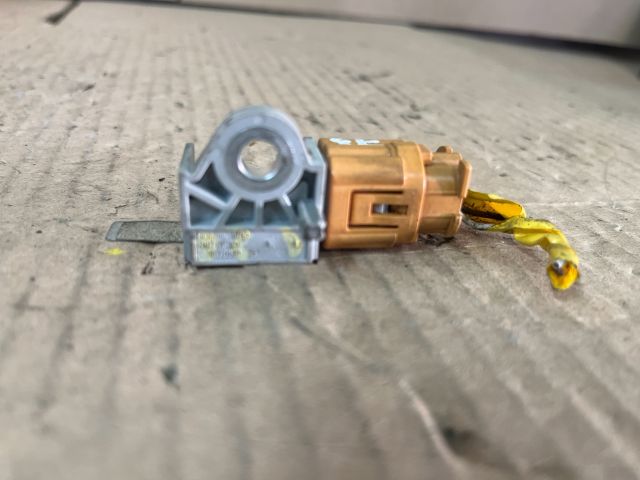 bontott HYUNDAI i20 Bal első Oldal Ütközés Érzékelő