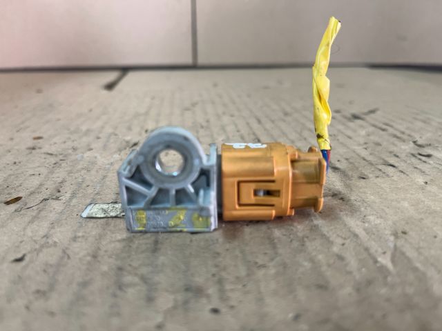 bontott HYUNDAI i20 Bal első Oldal Ütközés Érzékelő