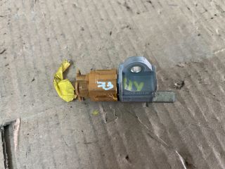 bontott HYUNDAI i20 Bal első Oldal Ütközés Érzékelő