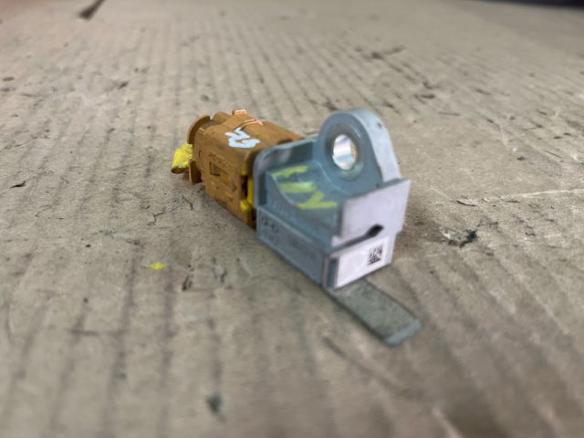 bontott HYUNDAI i20 Bal első Oldal Ütközés Érzékelő