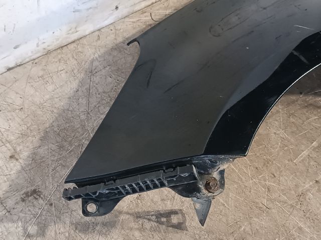 bontott HYUNDAI i20 Bal első Sárvédő