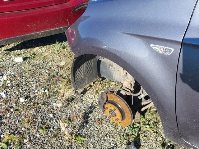 bontott HYUNDAI i20 Bal első Sárvédő