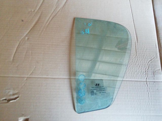 bontott HYUNDAI i20 Bal hátsó Ablak