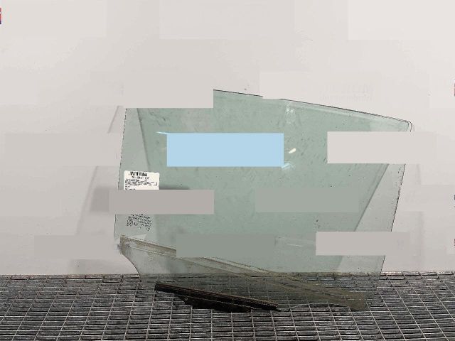 bontott HYUNDAI i20 Bal hátsó Ablak