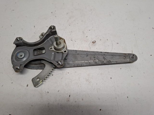 bontott HYUNDAI i20 Bal hátsó Ablakemelő Szerkezet (Mechanikus)