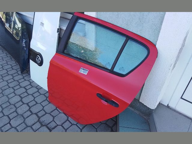 bontott HYUNDAI i20 Bal hátsó Ajtózár