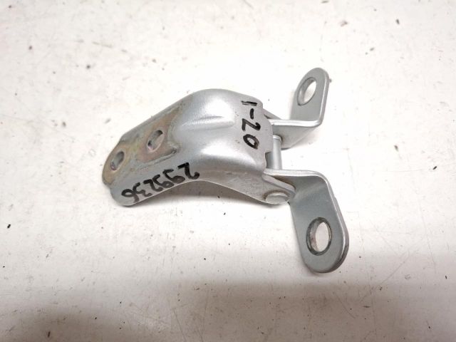 bontott HYUNDAI i20 Bal hátsó Alsó Zsanér