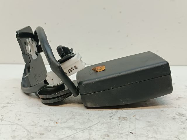 bontott HYUNDAI i20 Bal hátsó Biztonsági Öv Csat