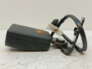 bontott HYUNDAI i20 Bal hátsó Biztonsági Öv Csat