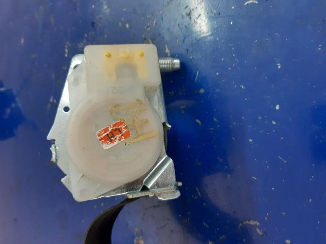 bontott HYUNDAI i20 Bal hátsó Biztonsági Öv